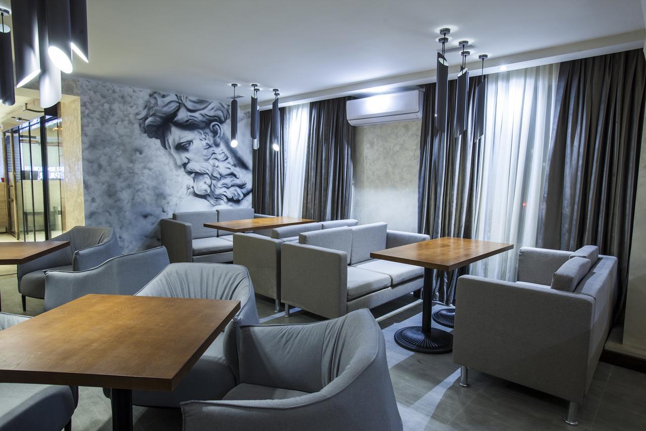 Renion Park Hotel Алмати Екстер'єр фото