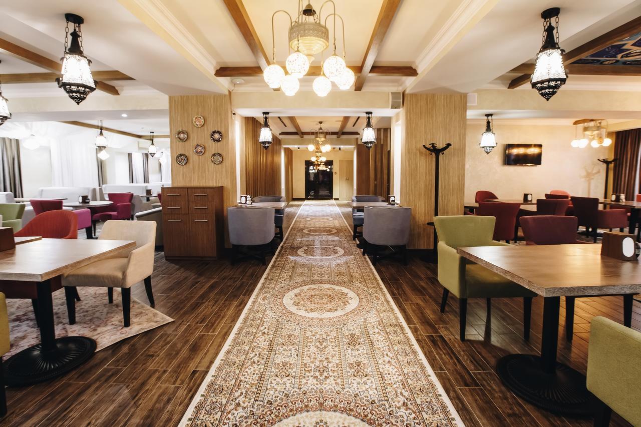 Renion Park Hotel Алмати Екстер'єр фото