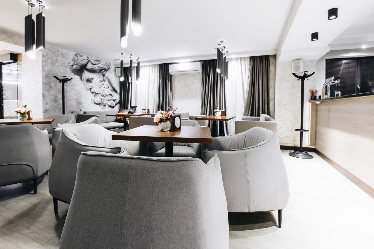 Renion Park Hotel Алмати Екстер'єр фото